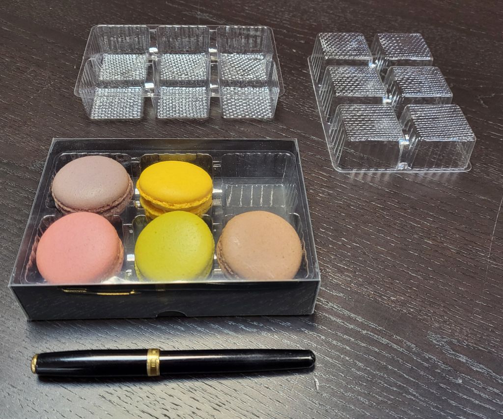 Cutie M227+228 cu chesa plastic 6macarons M4205-1